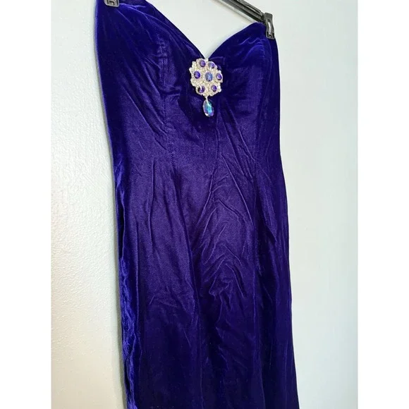 Eugene Alexander deep purple velvet strapless jeweled gown size 6.‎ 1980s Glam - Picture 5 of 11